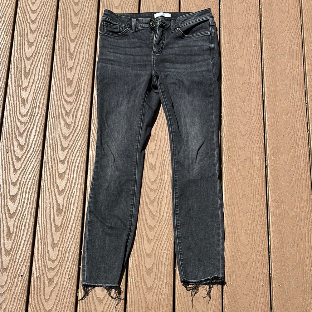 Women's Black Frayed Hem Jeans